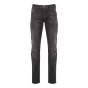 J061 Slim-Fit Jeans